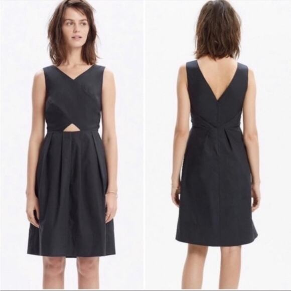 Madewell C6360 Navy Blue Cutout Sleeveless Sundress Size 4 - Picture 1 of 9